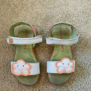 ⭐️ Agatha Ruiz de la Prada kids scandals